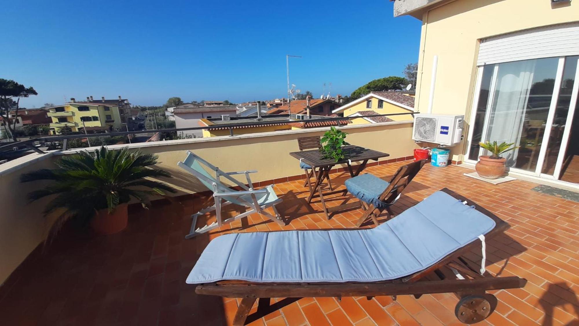 La Terrazza Sul Faro Lägenhet Fiumicino Exteriör bild